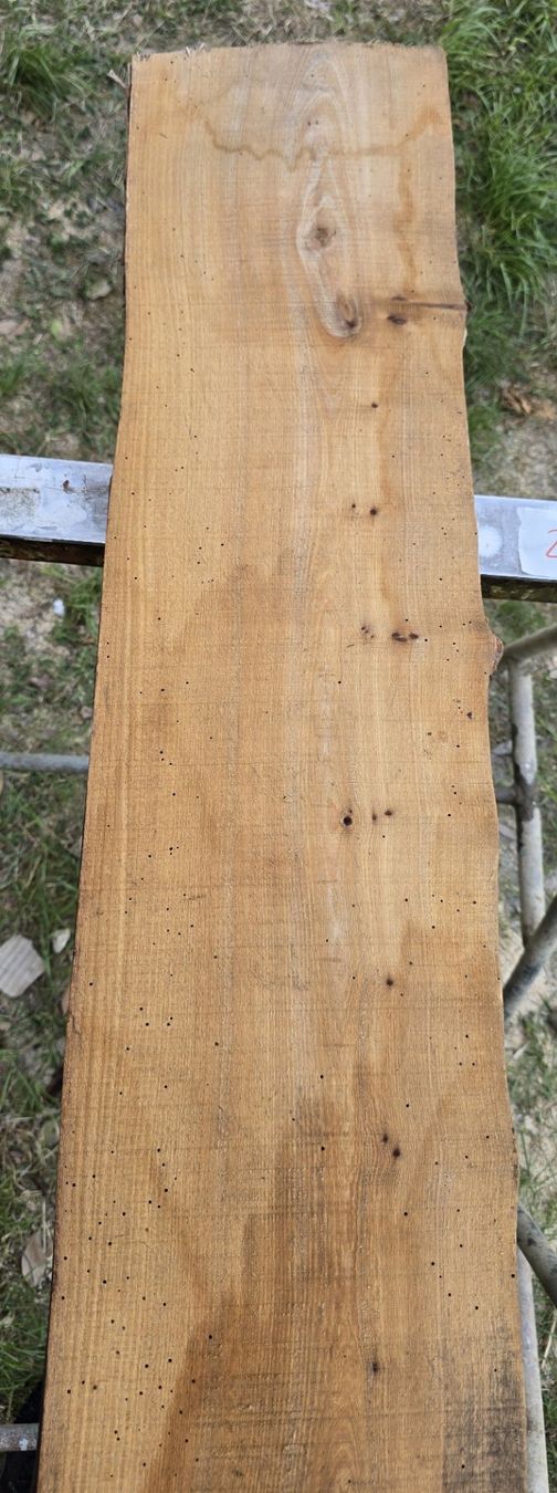 Holzartikel: Altes Holzbrett – Gebraucht aus Rorschacherberg von snOOpydOg11 2