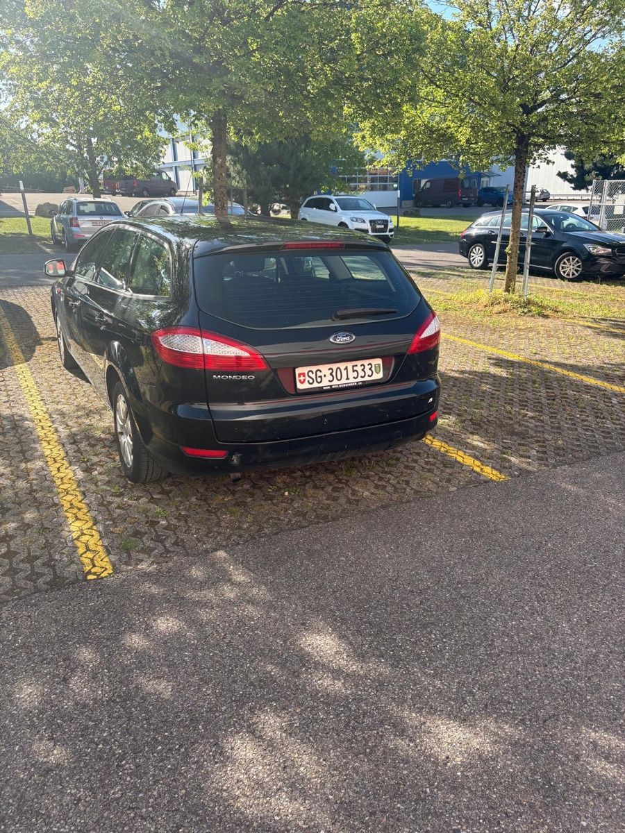 Ford Automobili: Ford Mondeo 2.0i – Usato da Niederuzwil venduto da buci7 2