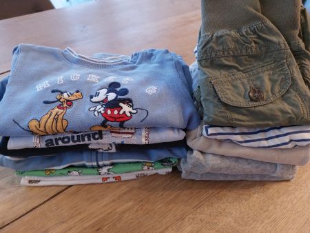 Herziges Kleiderset Jungen Gr. 62