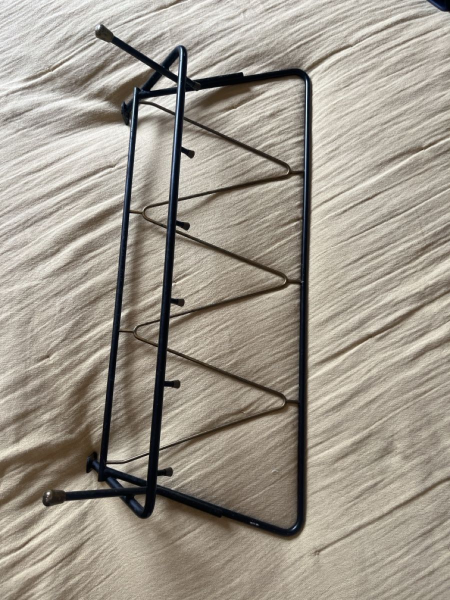 Guardaroba: Kleine midcentury Garderobe – Usato da Spiegel b. Bern venduto da oli_byg8 1