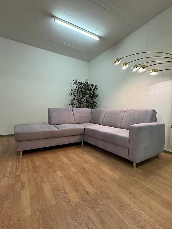 Divani: Hellgrau Ecksofa Alcantara (Gratis Lieferung) – Usato da Effretikon venduto da Aura_Briner 3