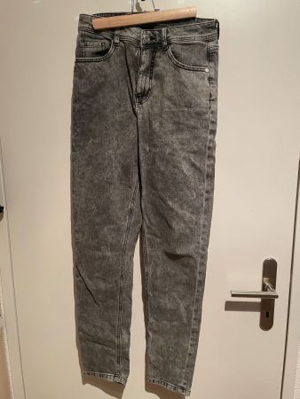 Jeans Grösse 36 von Clockhouse