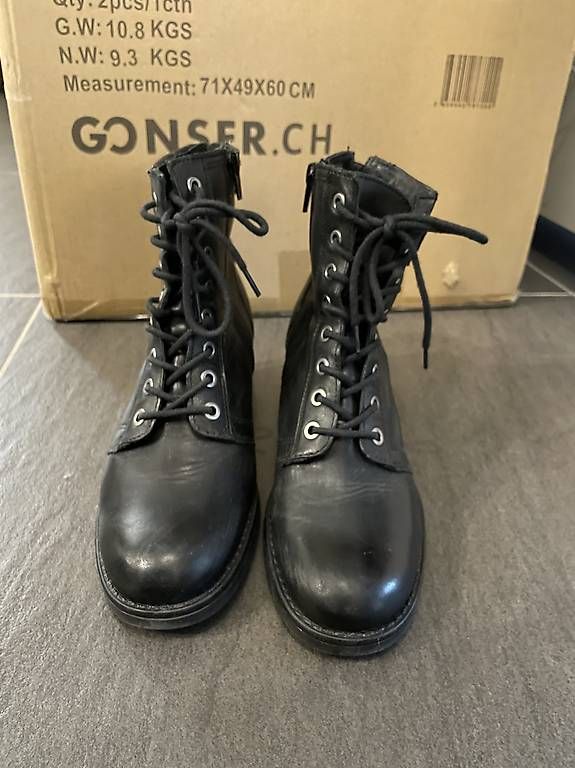 Scarpe da donna: Schnürr Stiefelette Leder Gr.38 – Usato da Röschenz venduto da Va.ni.ni 1