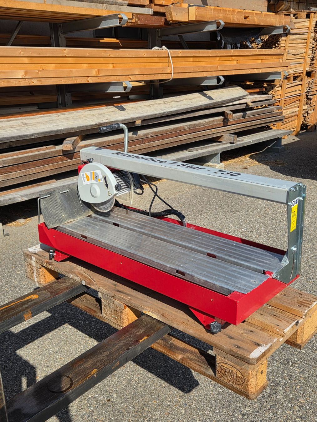 Tutte le macchine: Fliesenschneider zu Verkaufen – Usato da Lützelflüh-Goldb venduto da nip_9rzw