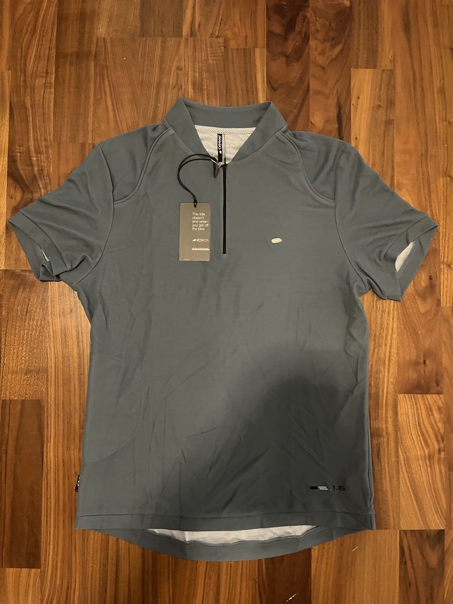 Assos Magliette Polo: ASSOS Activity Polo, NEU, Gr. L – Nuovo e nell'imballaggio originale da Herisau venduto da TomLie