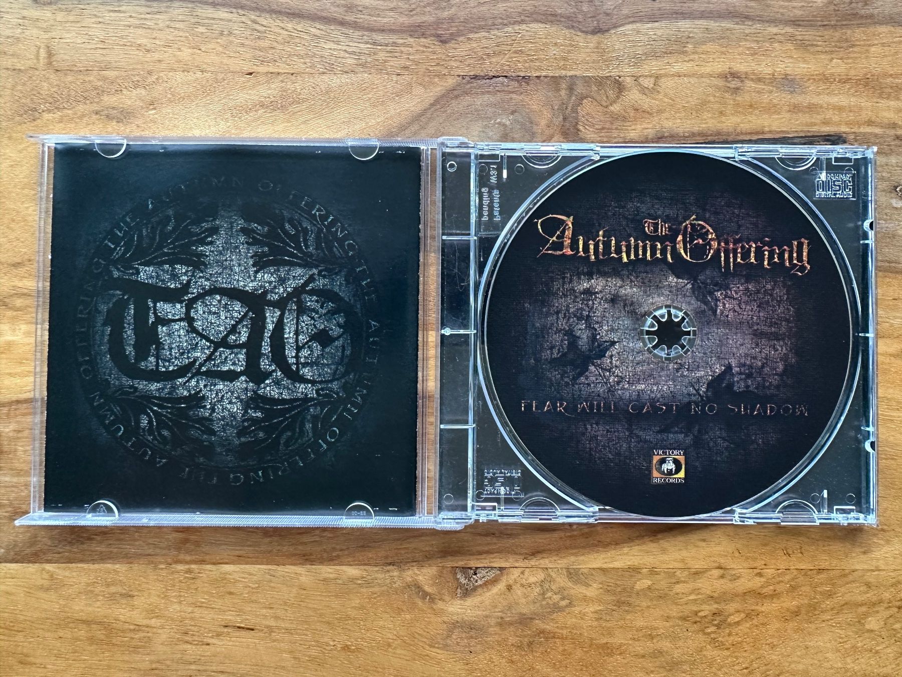 CD: Shop The Autumn Offering -Fear Will Cast No Shadow Metalcore – Usato da Horgen venduto da flyingpenguin2000 1