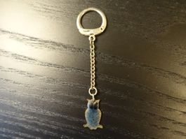 Schlüsselanhänger mit kleiner, emaillierten Eule, blau