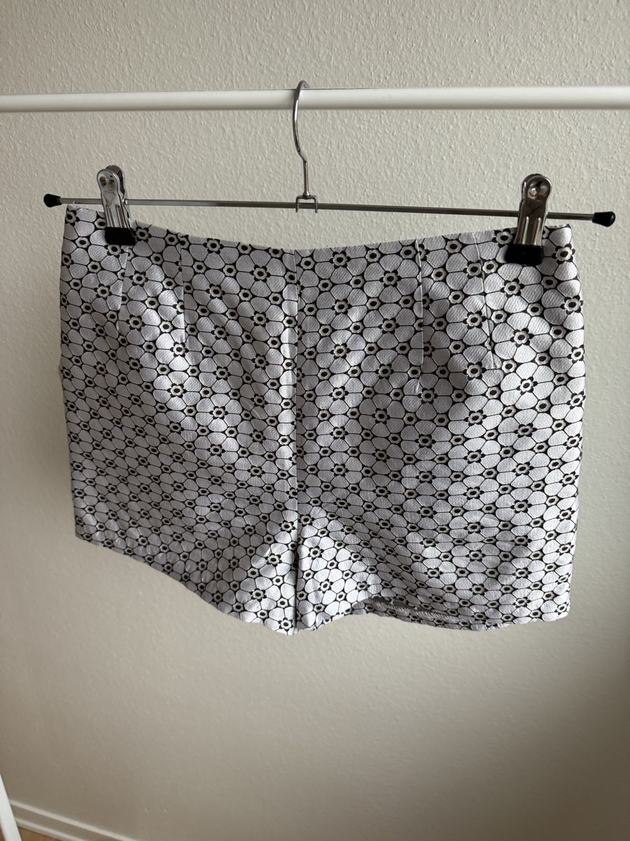 Hosen: Opening Ceremony Patterned Shorts, Size 4, Spring!☀️ – Neu (gemäss Beschreibung) aus Versoix von Bazanchiklovalova 3