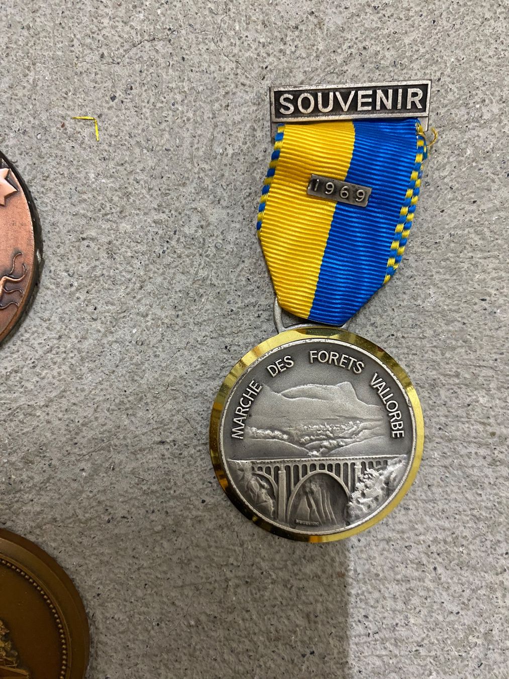 Medaillen: Lots de médaille, divers, Suisse. – Gebraucht aus Prilly von jer_9vjb 1