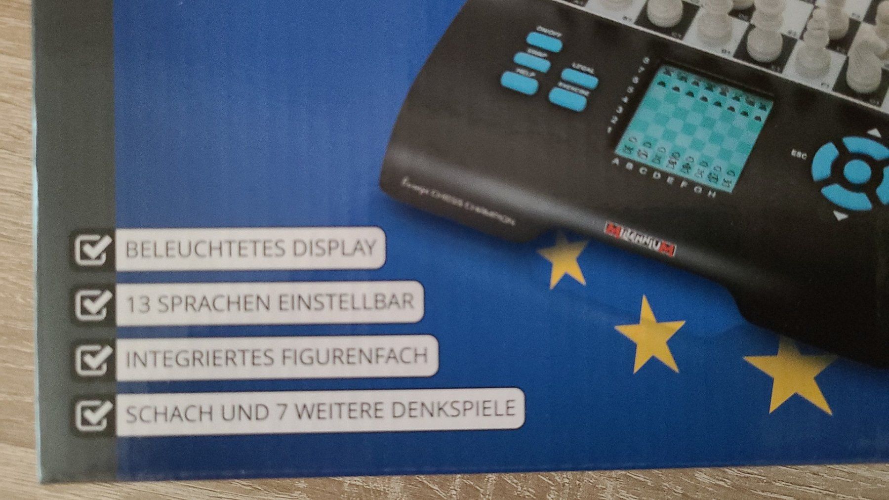 Giochi: SCHACHCOMPUTER -EUROPE CHESS CHAMPION 8 in 1 – Nuovo e nell'imballaggio originale da Chur venduto da Artona0903 5