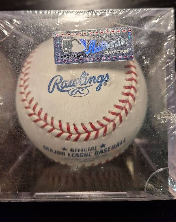 Ballons: Balle Rawlings MLB Authentic Collection neuve – D'occasion à Plan-les-Ouates par yan_6nsd 1