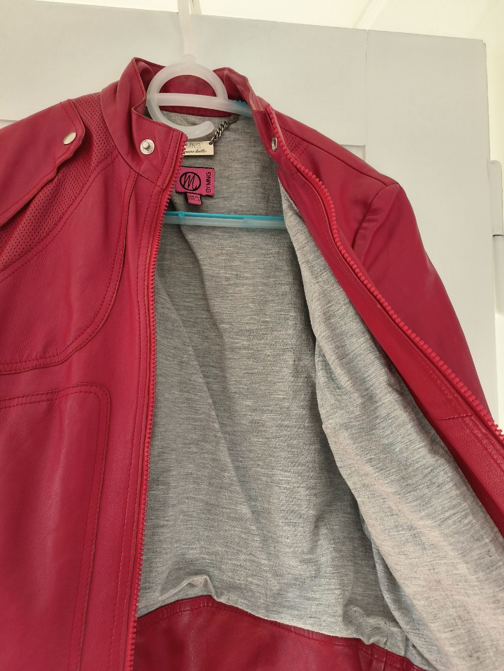 Mango Giacche: Rote Damen Lederjacke – Usato da Bern venduto da Keribosci 3