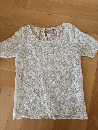 Haut Sandro en dentelle blanc taille 1 bon état