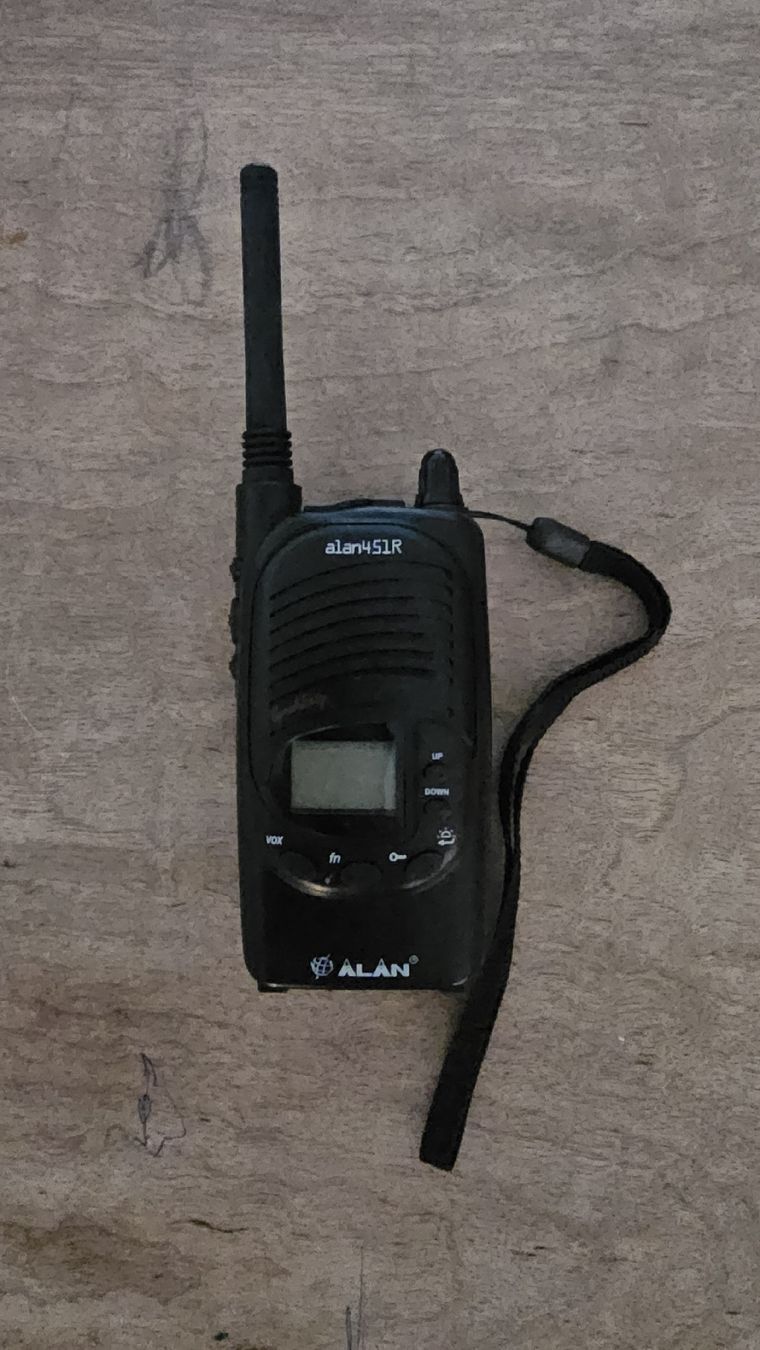 Radiocomunicazione: Funkgerät alan451R – Usato da Cham venduto da bigblu35