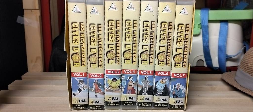 Tutti i VHS: VHS collection  – Usato da Sottens venduto da OCA