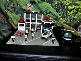 🚓 LEGO 6386 – Police Command Base (1986)