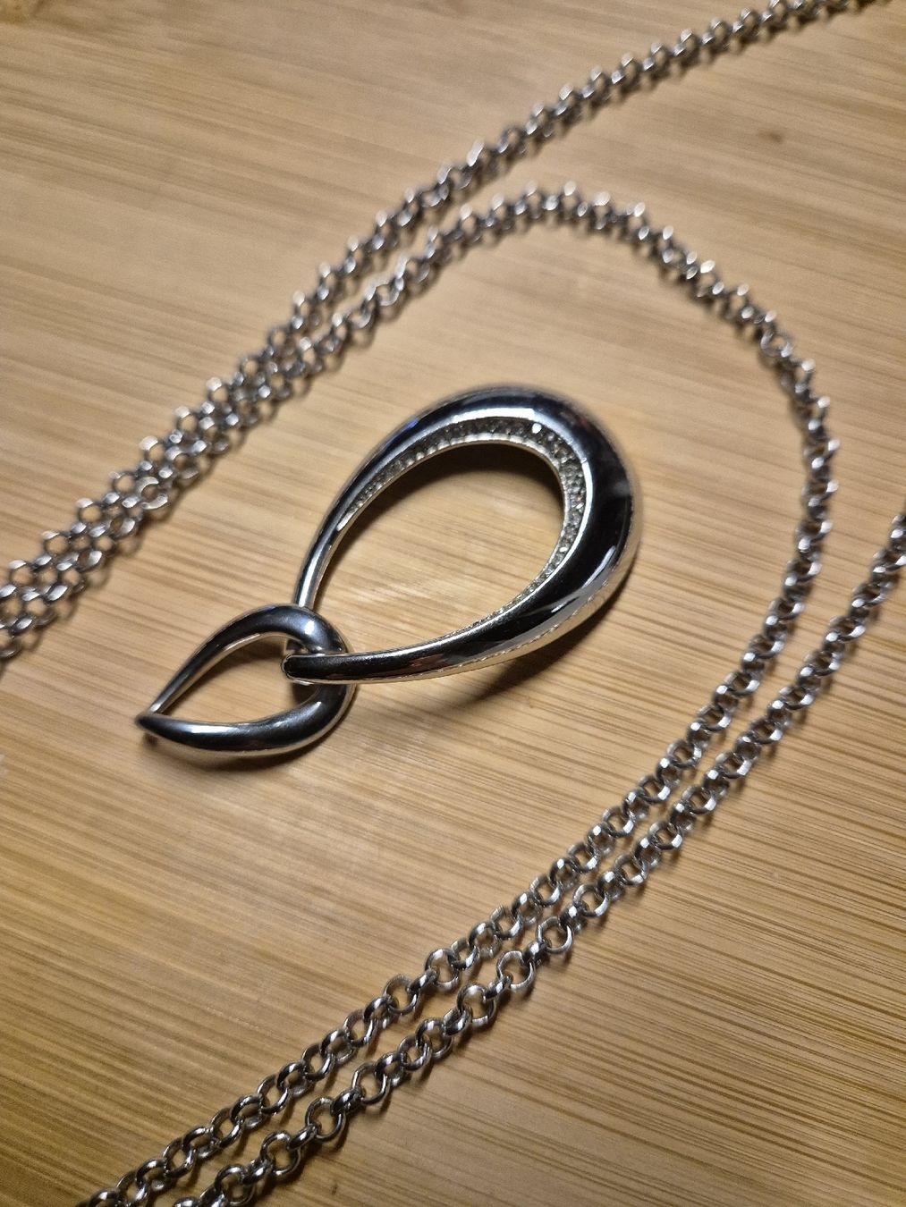 Catenine: Silberfarbene Edelstahl Kette mit Anhänger – Nuovo (secondo la descrizione) da Rothenfluh venduto da cfb_rf75 1