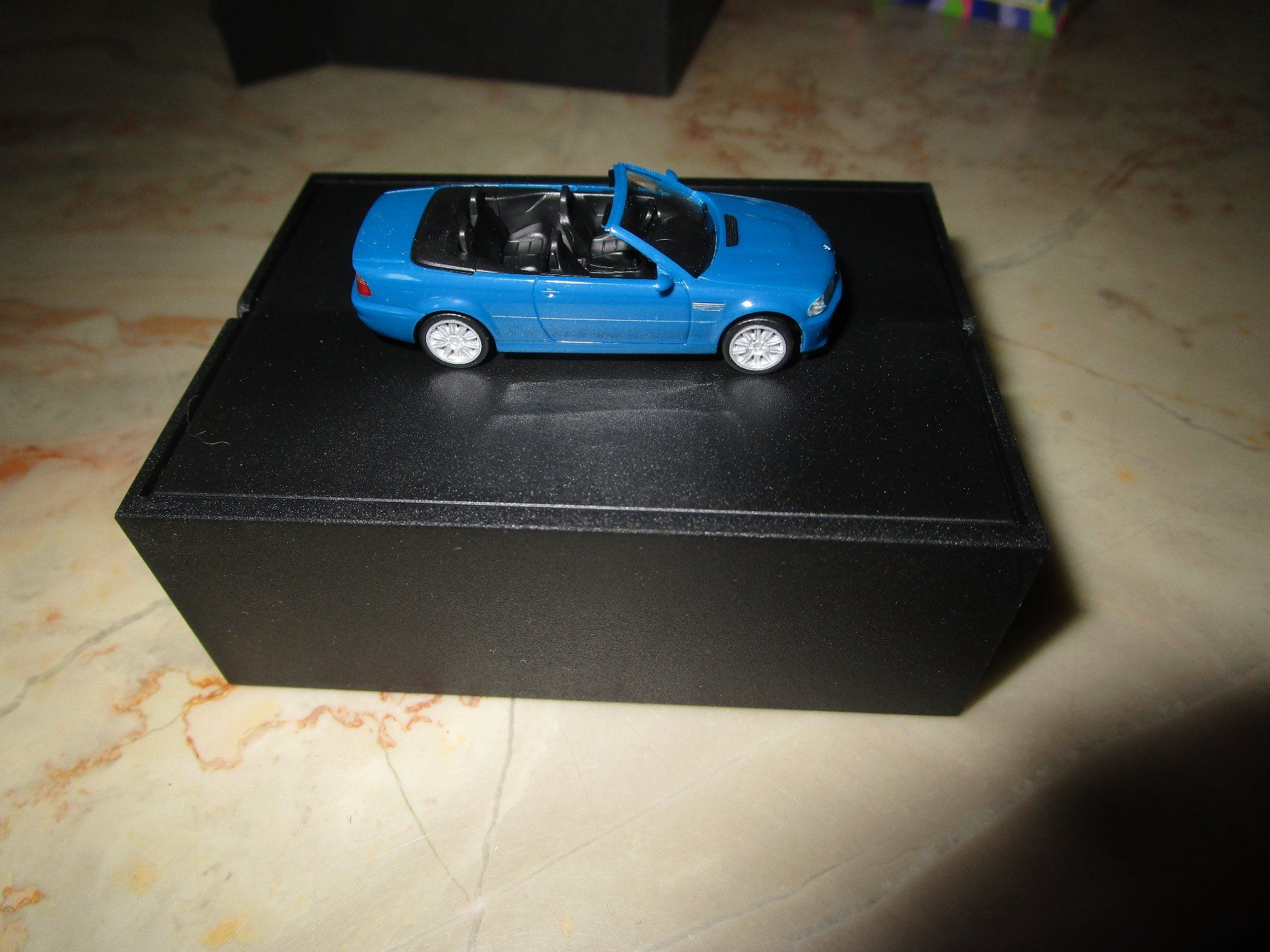 BMW Modellini d'auto: BMW M3 E-46 CABRIOLET 1/87 BMW WERBE MODELL IN HELLBLAU – Nuovo e nell'imballaggio originale da GUTENSWIL venduto da Alpina6 3