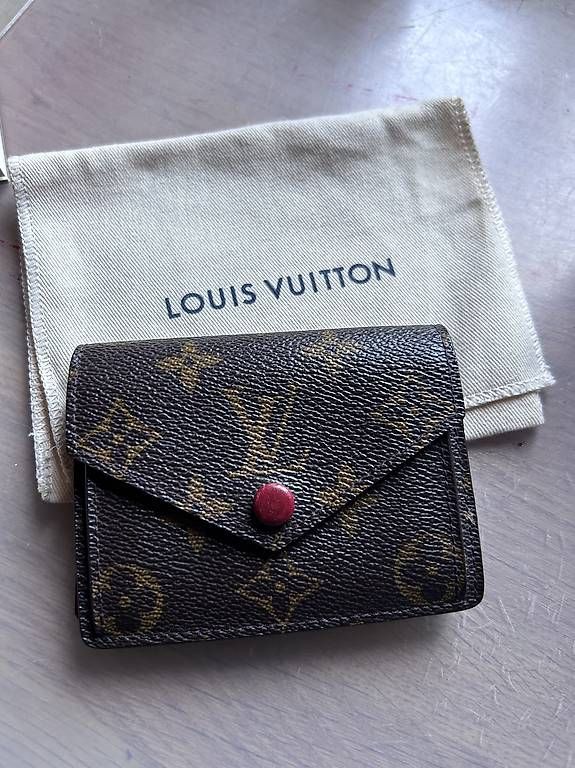 Portamonete: Borsellino Louis Vuitton – Usato da magliaso venduto da rossella17
