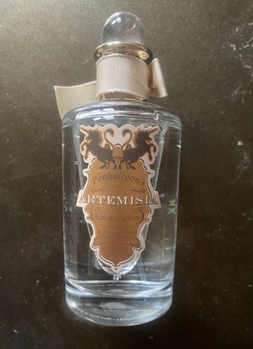 Penhaligon's Parfum & Eau de Toilette: Penhaligon’s Artemisia Eau de Parfum – Gebraucht aus Zürich von sera_87