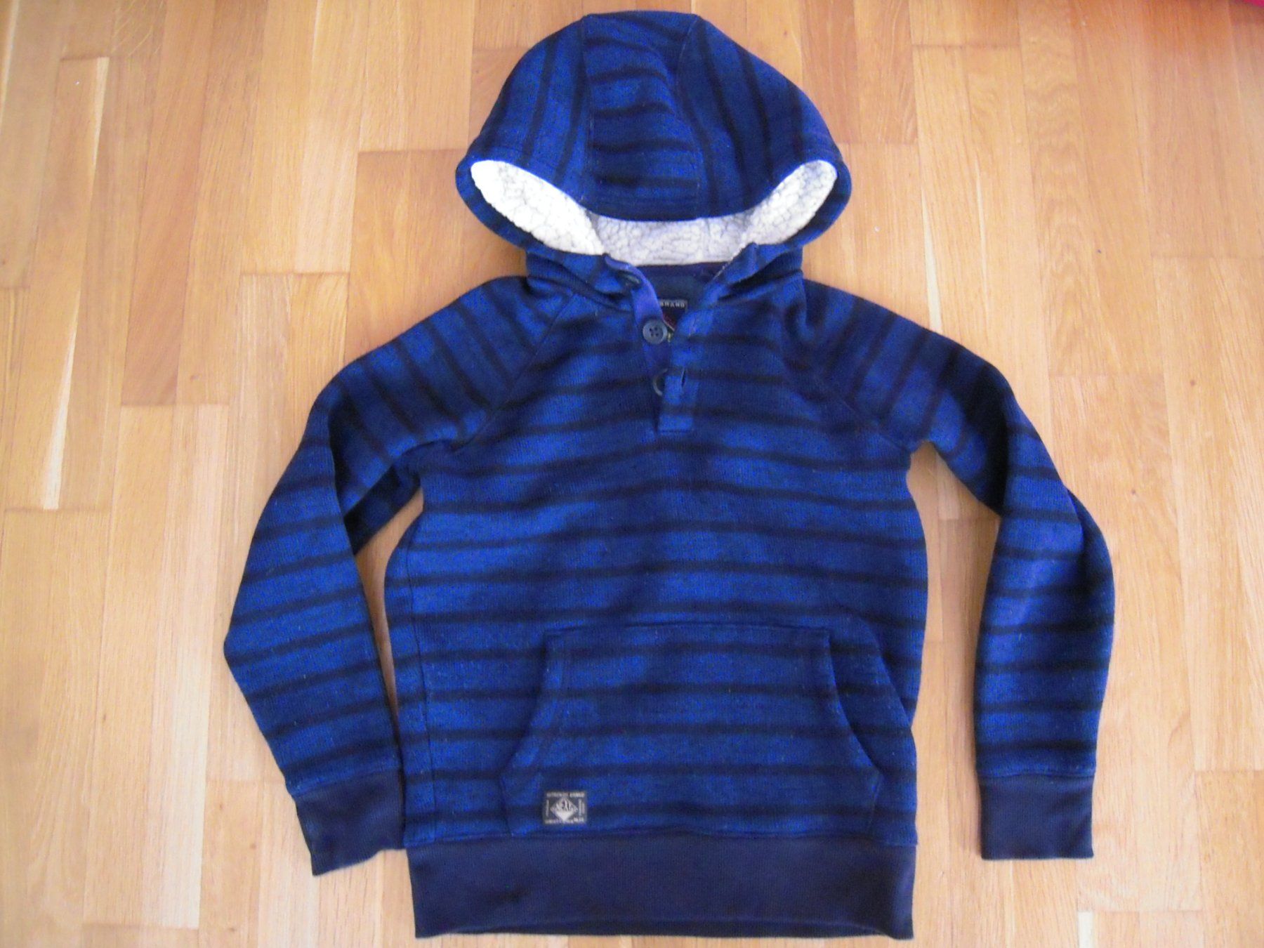 Next Maglioni & Felpe: warmer weicher Kuschel Pullover von Next Gr 134 – Usato da Uzwil venduto da visions77 2
