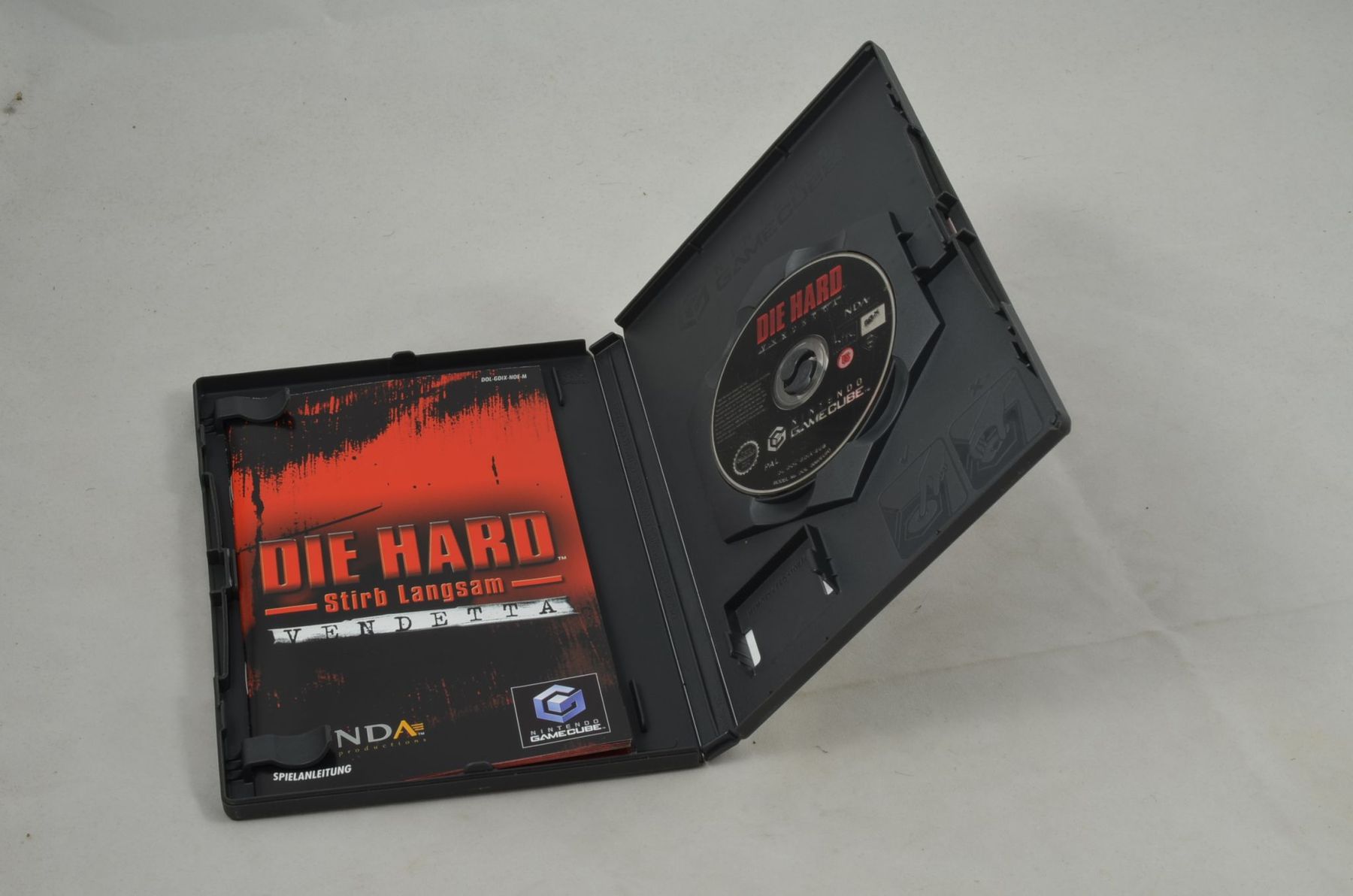 Giochi: Die Hard Vendetta GameCube Spiel CIB – Usato da Buchs AG venduto da SellAndBuyX 5