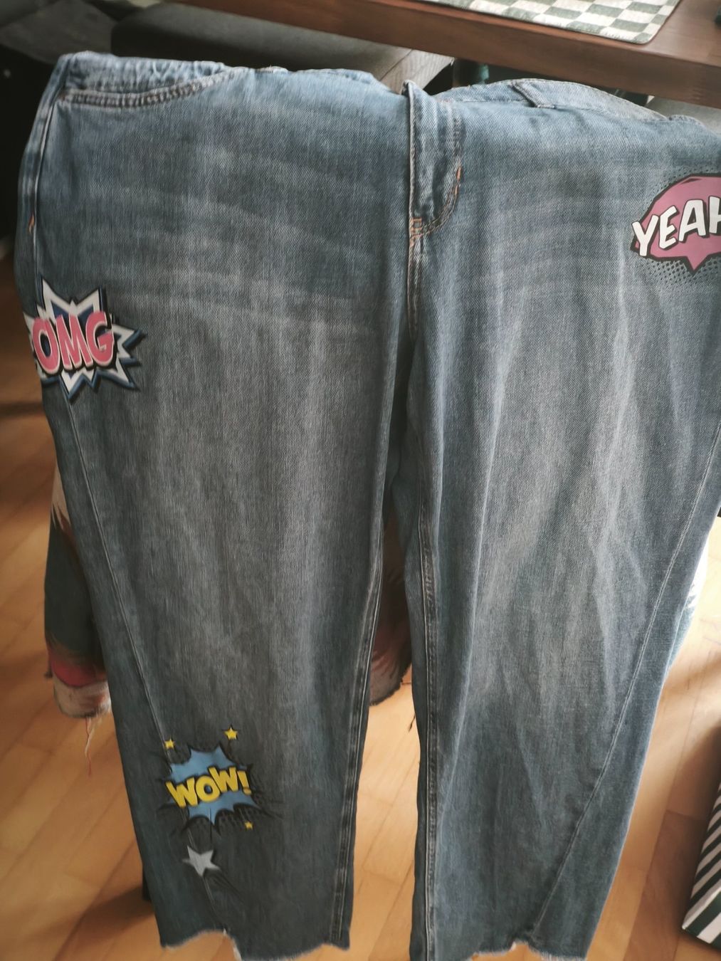 Jeans: MAC Jeans Limited Edition Comic 46 – Neuf (Voir description) à Koblenz par Ivy_Belle 4