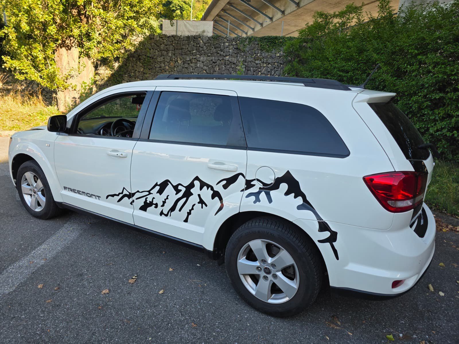 Fiat Automobili: Fiat Freemont 2.4 – Usato da Yverdon-les-Bains venduto da MotoFactory. 7