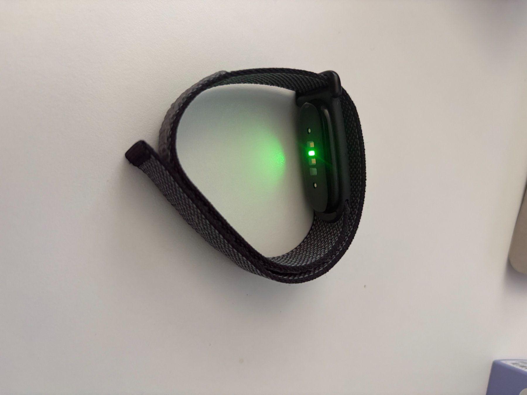 Fitbit Smartwatch: Neues Google Fitbit Air - Schwarz – Gebraucht aus Küsnacht ZH von Allen_rich