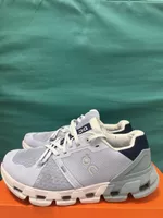 On Running Cloudflyer Schuhe grau Grösse EU 40.5 gebraucht