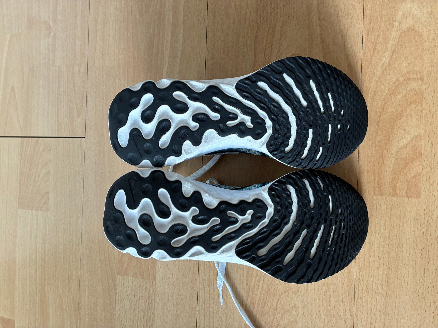 Nike Scarpe da uomo: Nike React Infinity Flyknit Laufschuhe, Grösse 41 – Usato da Tann venduto da iri_8pgb 6