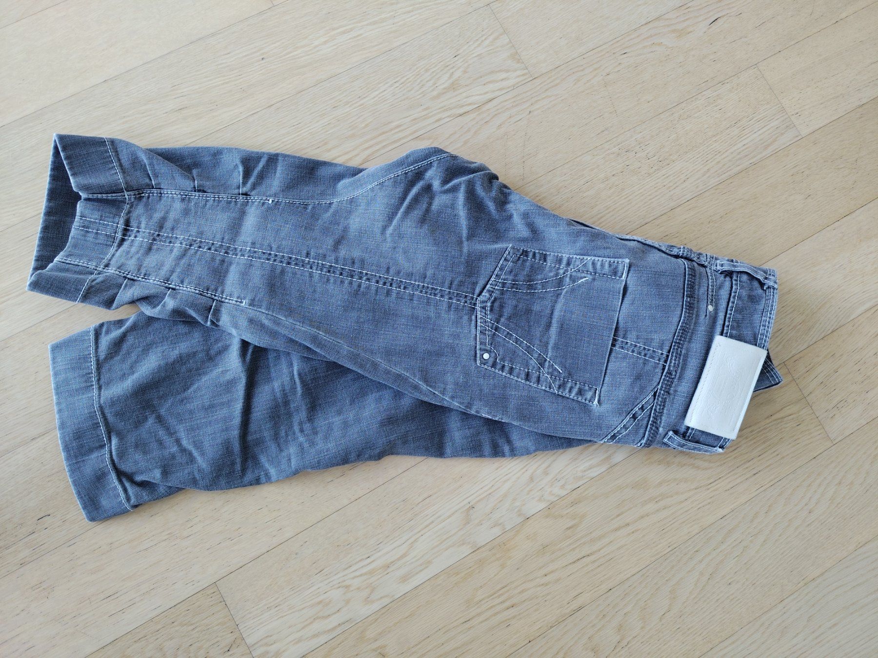 Marc Cain Jeans: Marc Cain Capri Jeans Light Grey Size N1 – Usato da Buchrain venduto da QueenyHE51 3