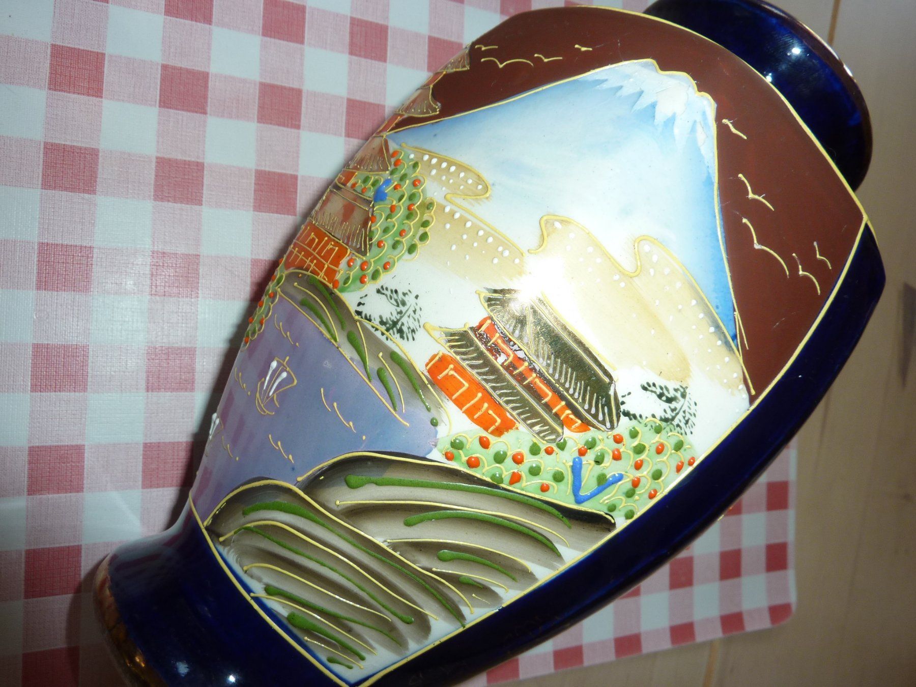 Vasi & Recipienti: SUPERBE  VASE A FLEURE  NEUF DU JOJO – Nuovo e nell'imballaggio originale da Lausanne venduto da coucoulet