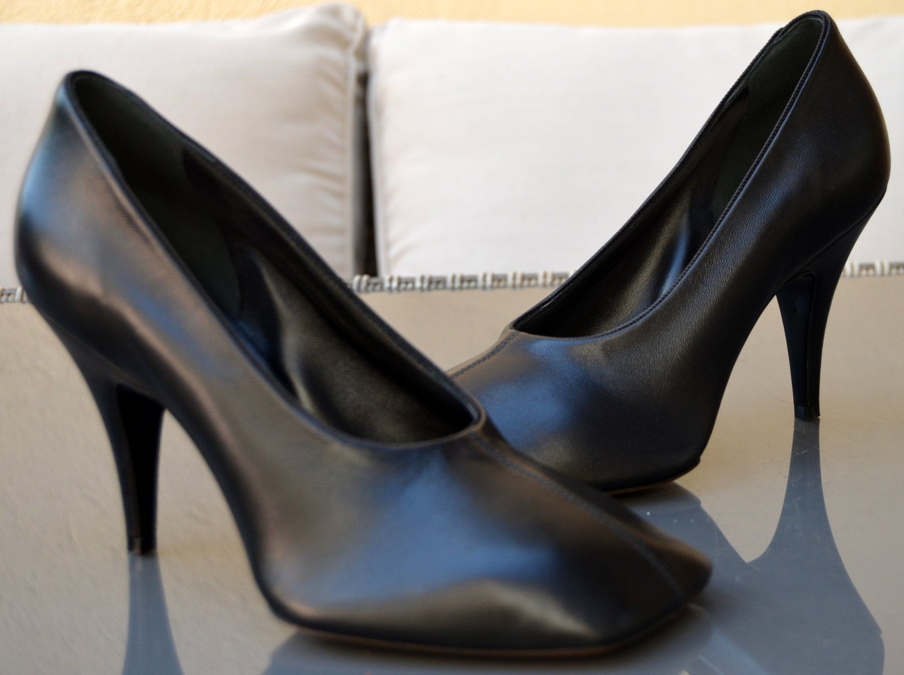 Scarpe da donna: Phoebe Philo Pumps .38 escarpin – Usato da Collonges venduto da Auganien 1