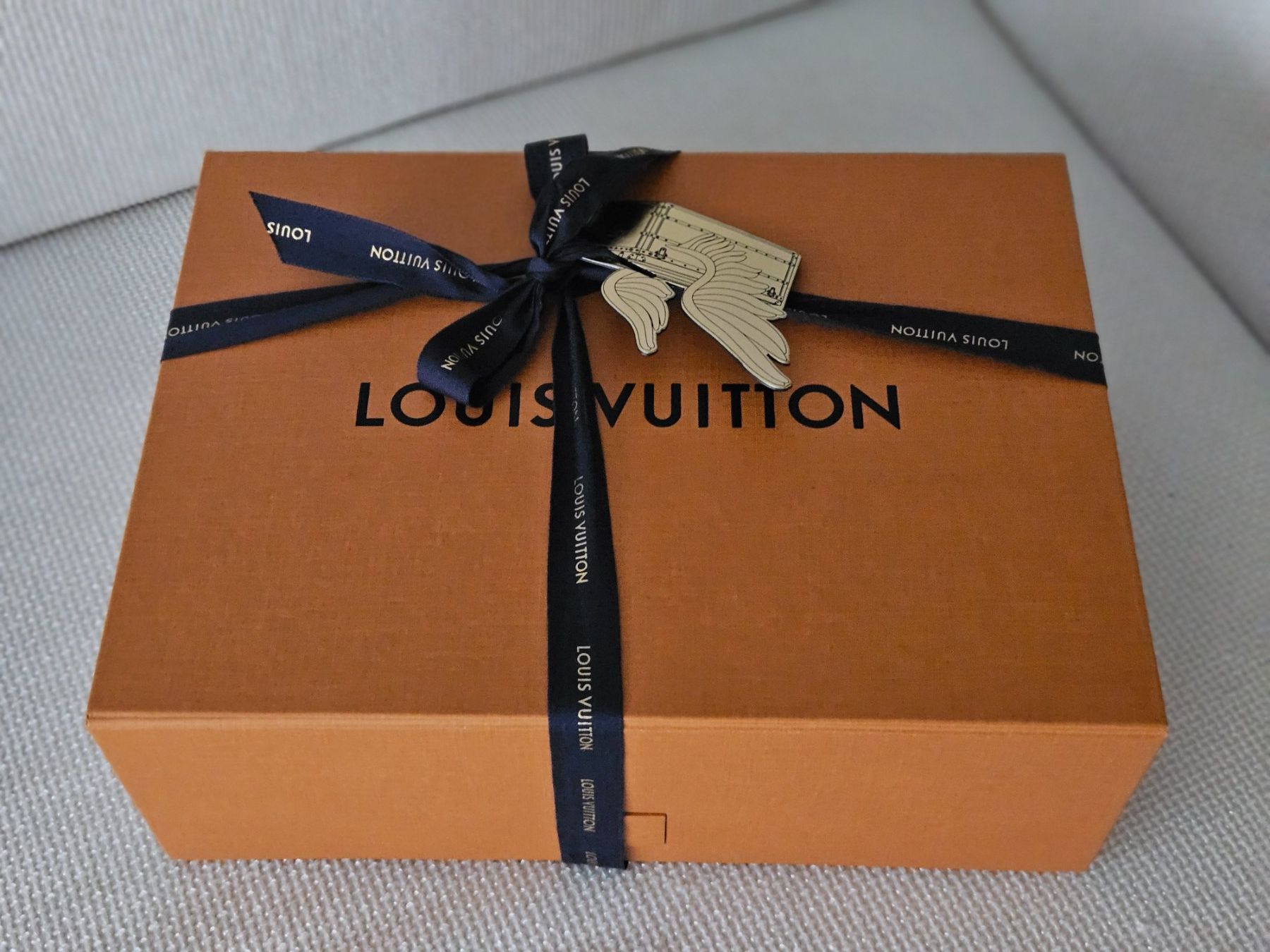 Louis Vuitton Custodie per cosmetici: Louis Vuitton Kosmetiktasche M11750 – Nuovo e nell'imballaggio originale da Romanshorn venduto da KUDA5 3