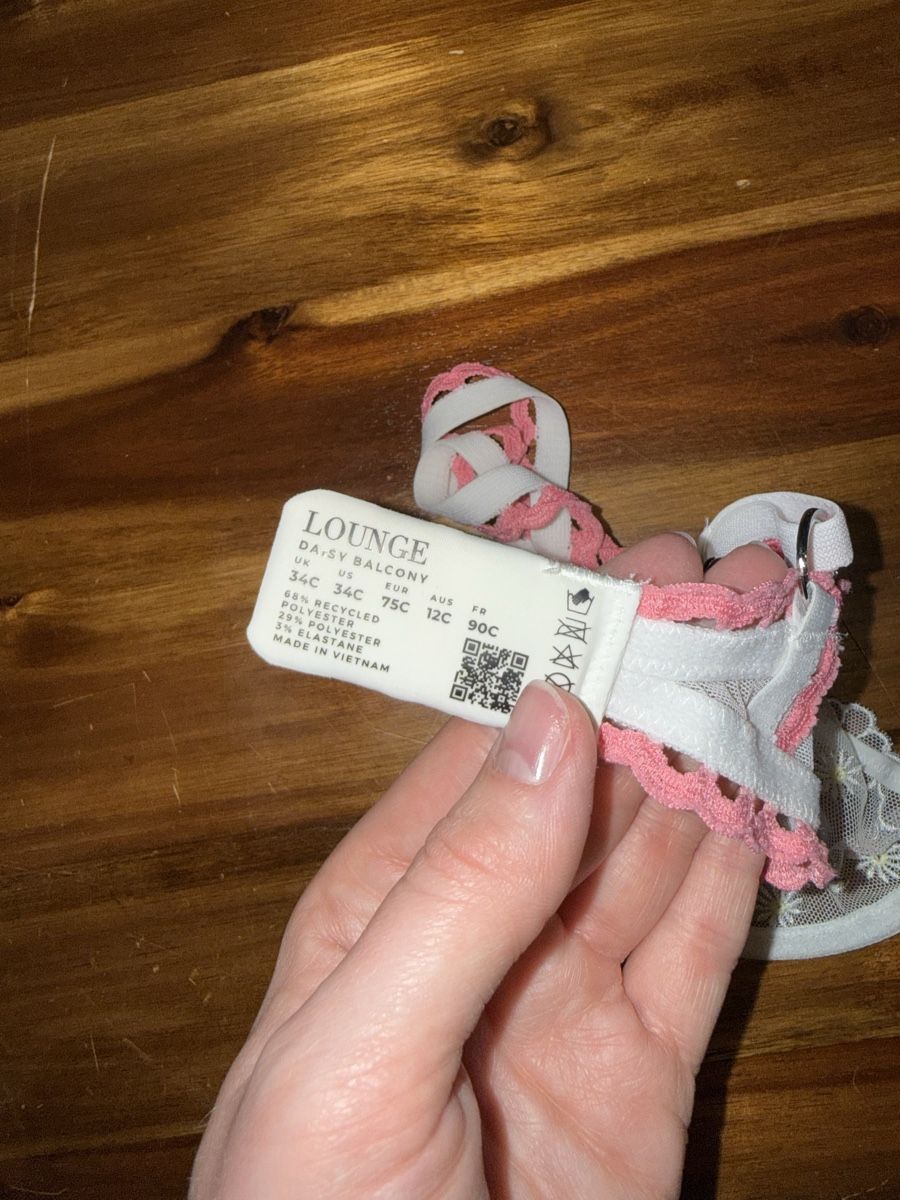 Altra biancheria intima: Lounge BH – Usato da Luzern venduto da Itsclaire 2