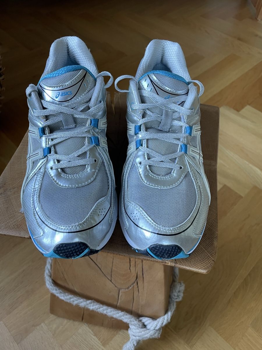Asics Scarpe da uomo: ASICS Gel Sneakers 40.5 – Usato da Basel venduto da CCRosa 3