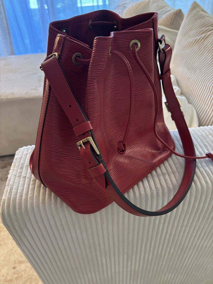 Louis Vuitton Taschen für Damen: Louis Vuitton Original Petit Sac Noé – Gebraucht aus Neunkirch von Dama0 2