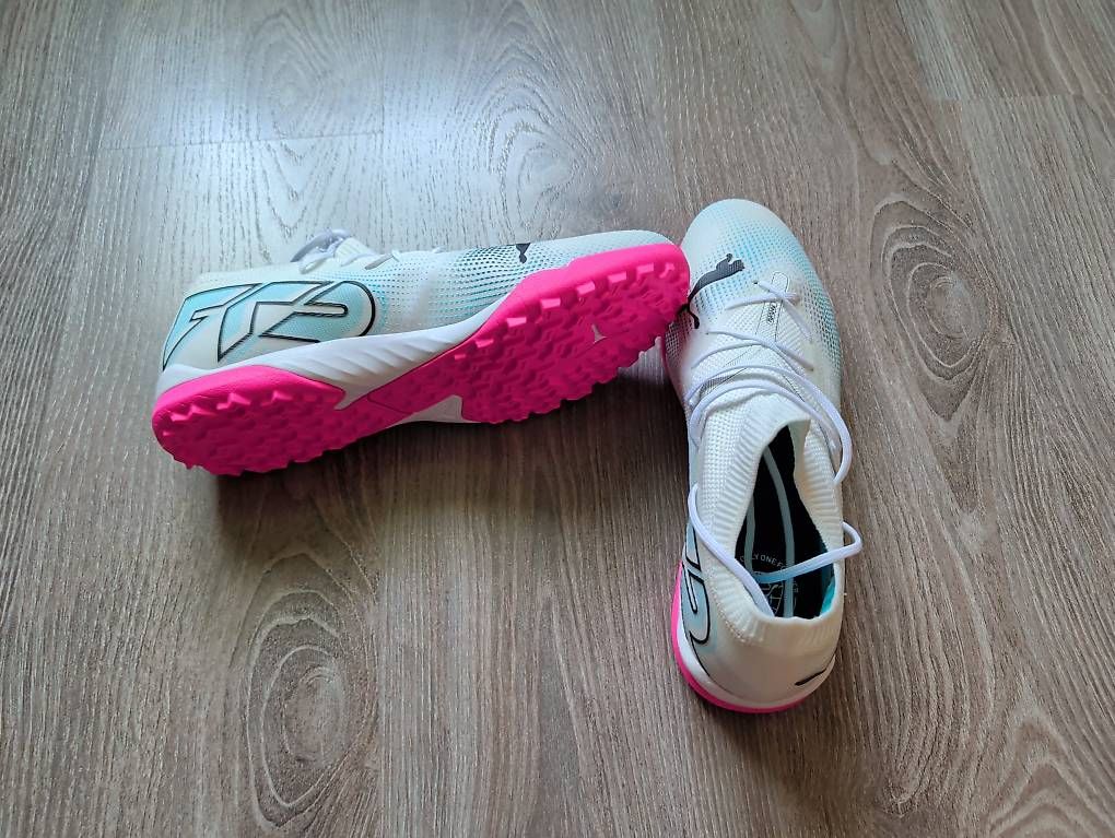 Scarpe da uomo: Neu Puma Future 7 Match TT  "Phenomenal/Breakthrough Pack" – Nuovo (secondo la descrizione) da Turbenthal venduto da SGComputers-GmbH 1