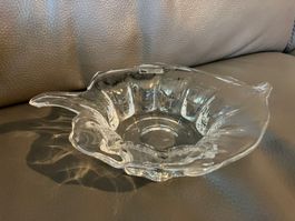 Grande ciotola in vetro a forma di foglia Sarnen Glas