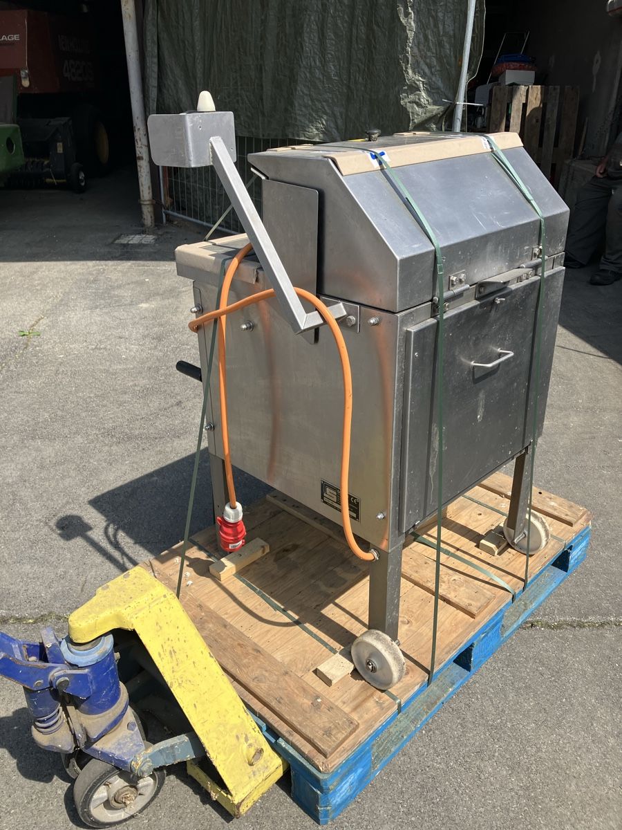 Tutte le macchine: Machine à ficeler de boucherie – Usato da Vouvry venduto da Fjonas 3
