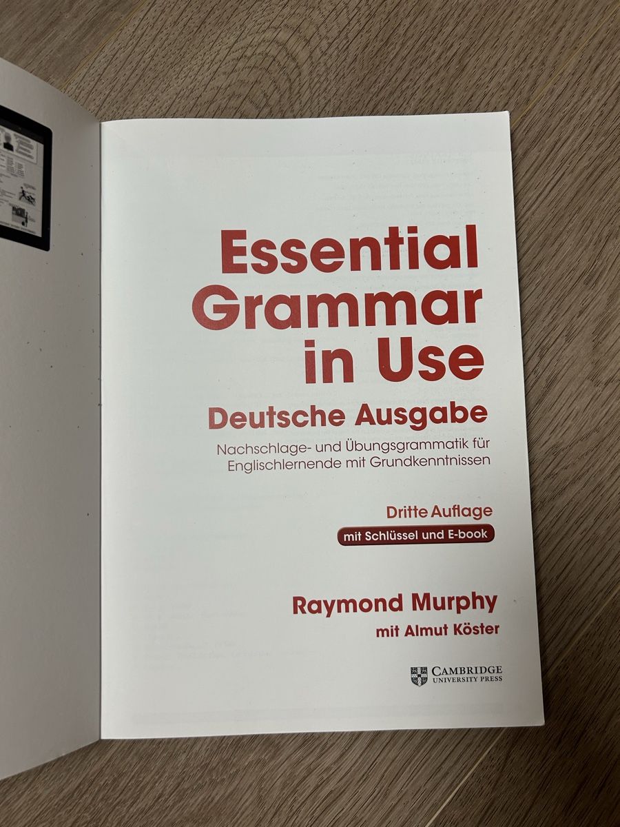 Libri: Essential Grammar in Use Deutsche Ausgabe – Usato da Alterswil FR venduto da kat_cfw8 1