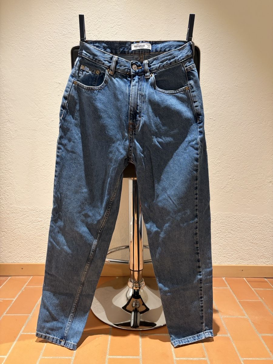 Pull&Bear Jeans: Jean Pull&Bear bleu coupe droite taille haute – Usato da Luzern venduto da mfo_9j7f