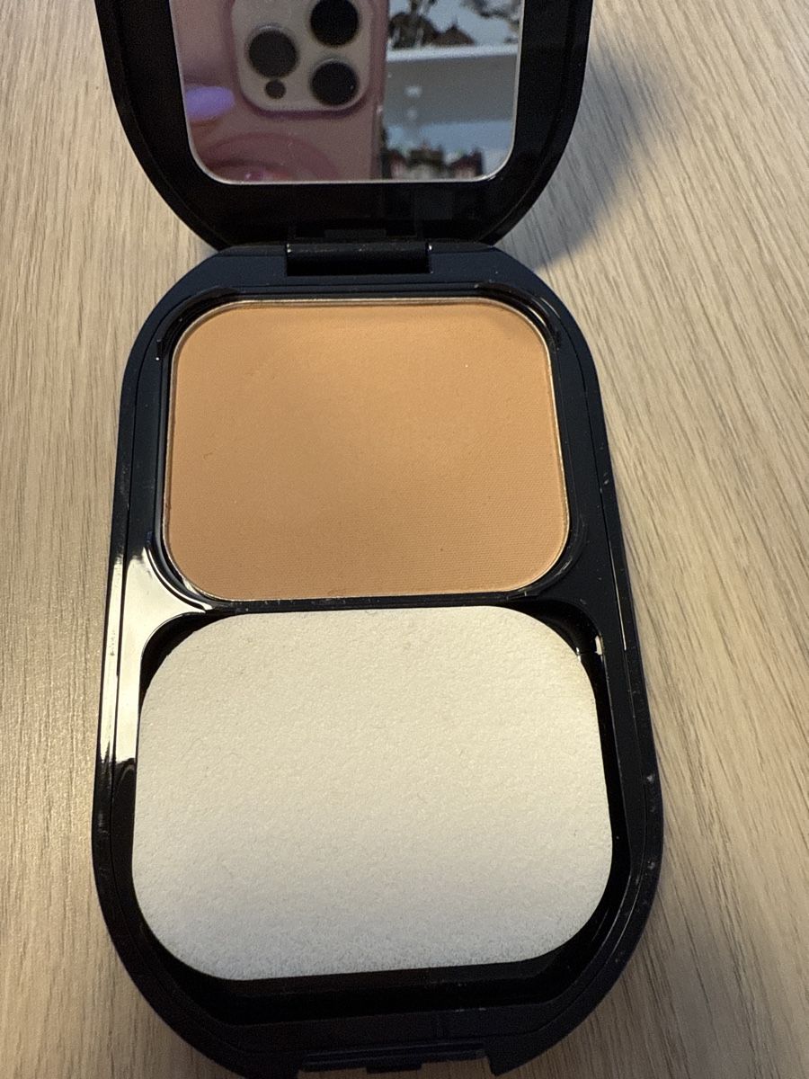 Make-up: Estee Lauder, Max Factor – Gebraucht aus Regensdorf von isatoby9591 2