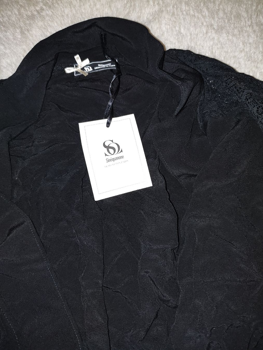 Camicette: Blouse noire avec dentelle taille 34 – Nuovo e nell'imballaggio originale da la tour de peilz venduto da alegre02 1
