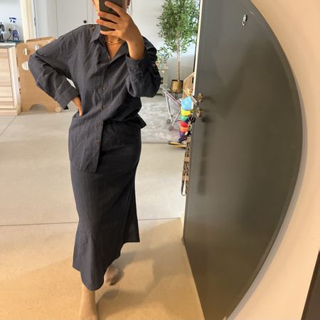 Jeansoptik Set. Rock und Bluse