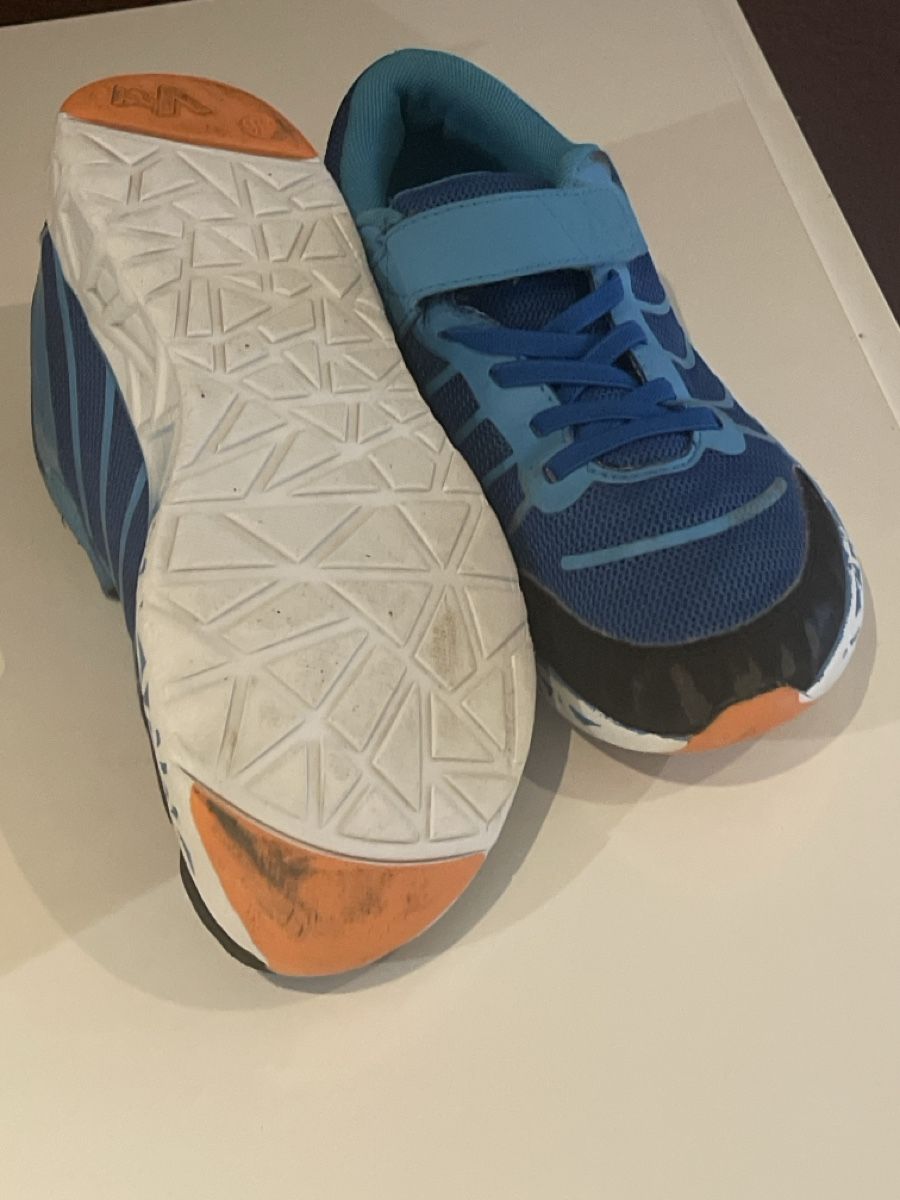 Scarpe per ragazzi: Kinder Turnschuh Gr 36 – Usato da Kriens venduto da boramisch 1