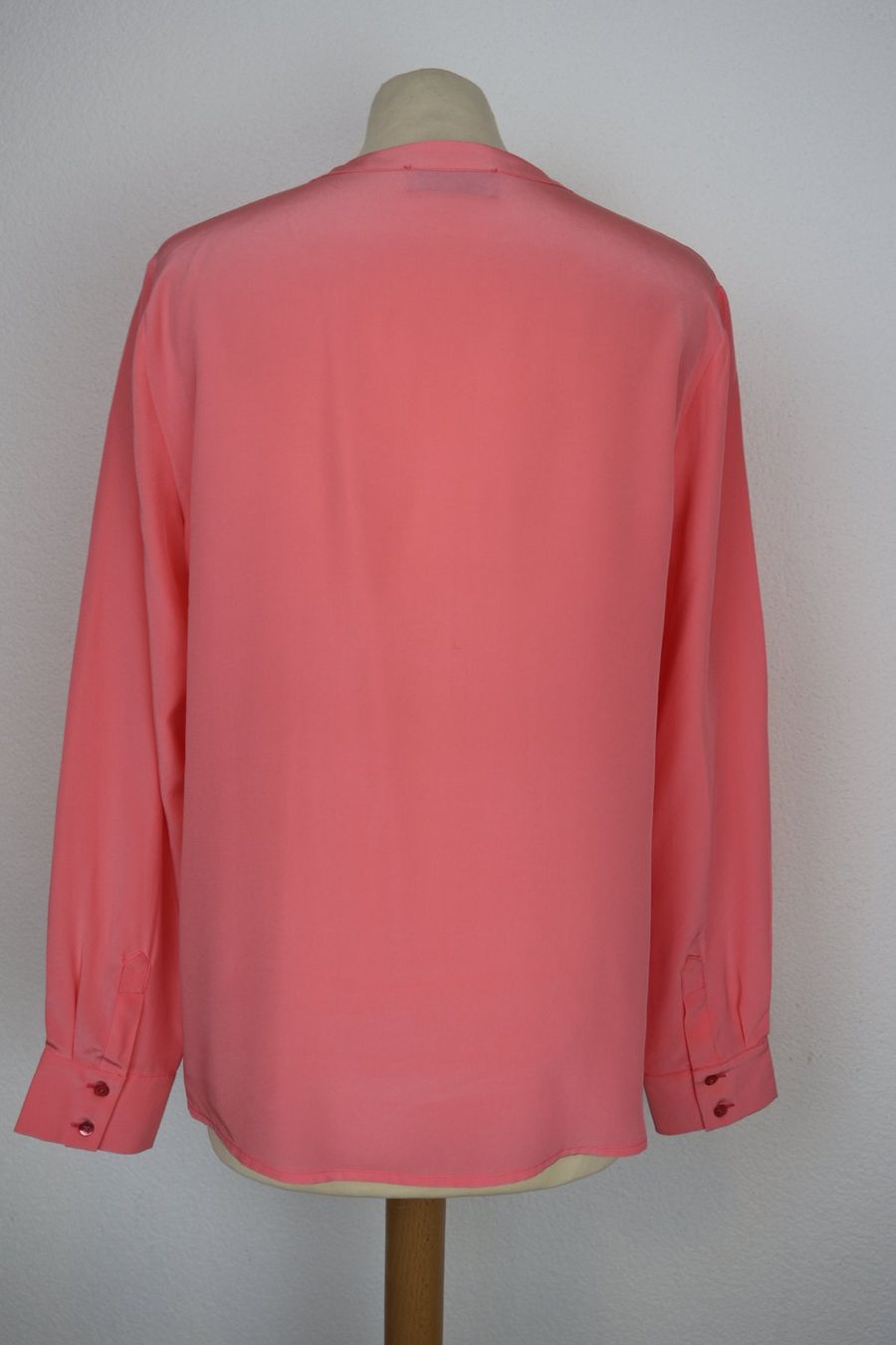 Falconeri Camicette: FALCONERI 100 % Seide Bluse Korralen-rosa – Nuovo (secondo la descrizione) da Emmenbrücke venduto da luzern178 5