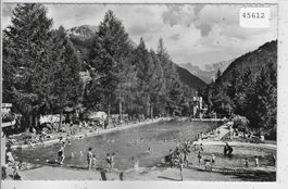 Schwimmbad Gstaad