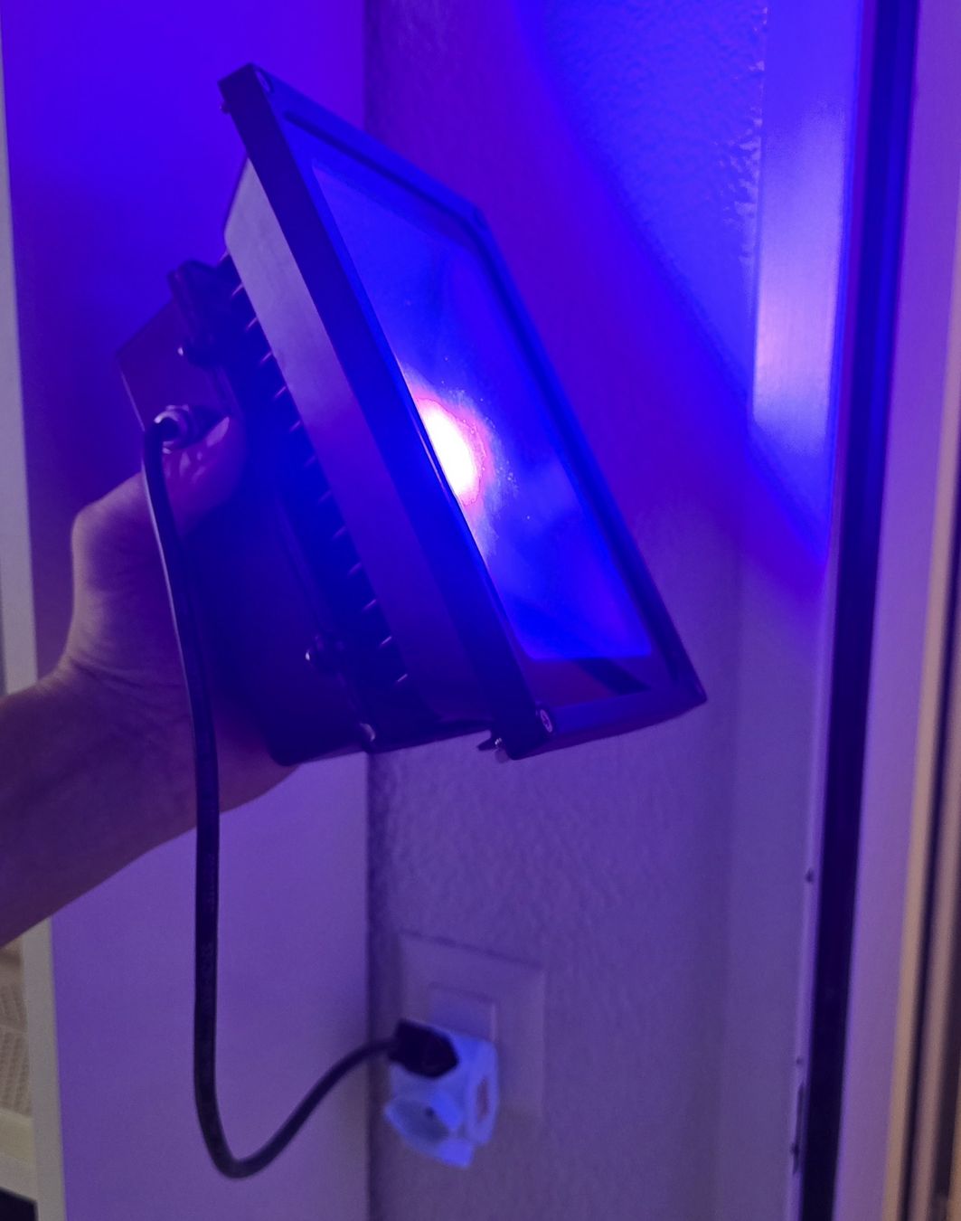 Lampen: LED Flutlicht schwarz mit Stecker  – Neu (gemäss Beschreibung) aus Kirchberg BE von HotWheelsSammler 1